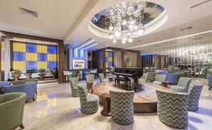 10 bars/lounges, 2 poolside bars, swim-up bar, beach bar