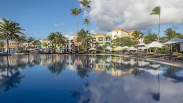 2 outdoor pools, pool umbrellas, pool loungers