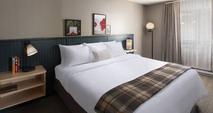 Roaring Brook Ranch Resort