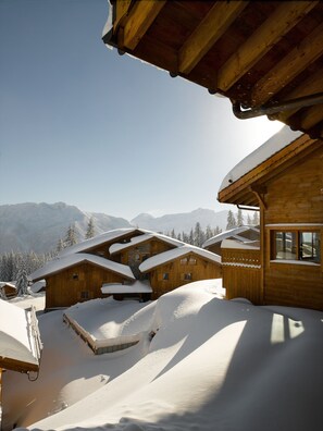 Skiing - CGH Résidences & Spas Le Hameau du Beaufortain (Villard-sur-Doron)