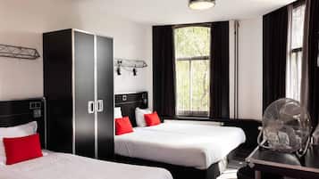 Family Room, Private Bathroom | In-room safe, iron/ironing board, bed sheets