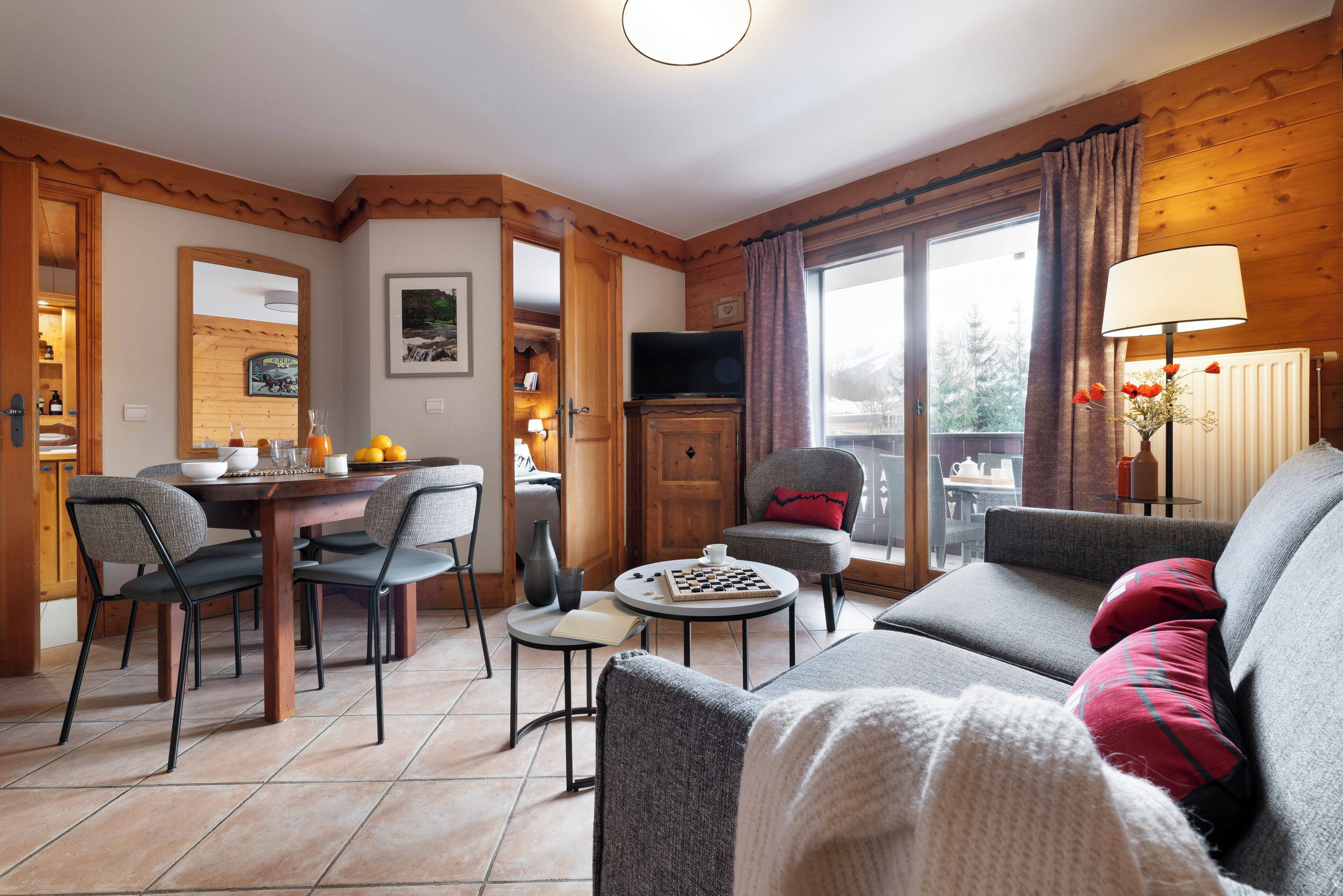 Apartment 5 people - 1 bedroom + 1 sleeping alcove - | Living area