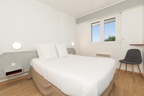 Premium bedding, in-room safe, desk, laptop workspace - CERISE Dax - Les Jardins du Lac (Saint-Paul-les-Dax)