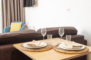 Superior Room (2 Adultes / 2 Adults) | Private kitchenette - CERISE Dax - Les Jardins du Lac (Saint-Paul-les-Dax)