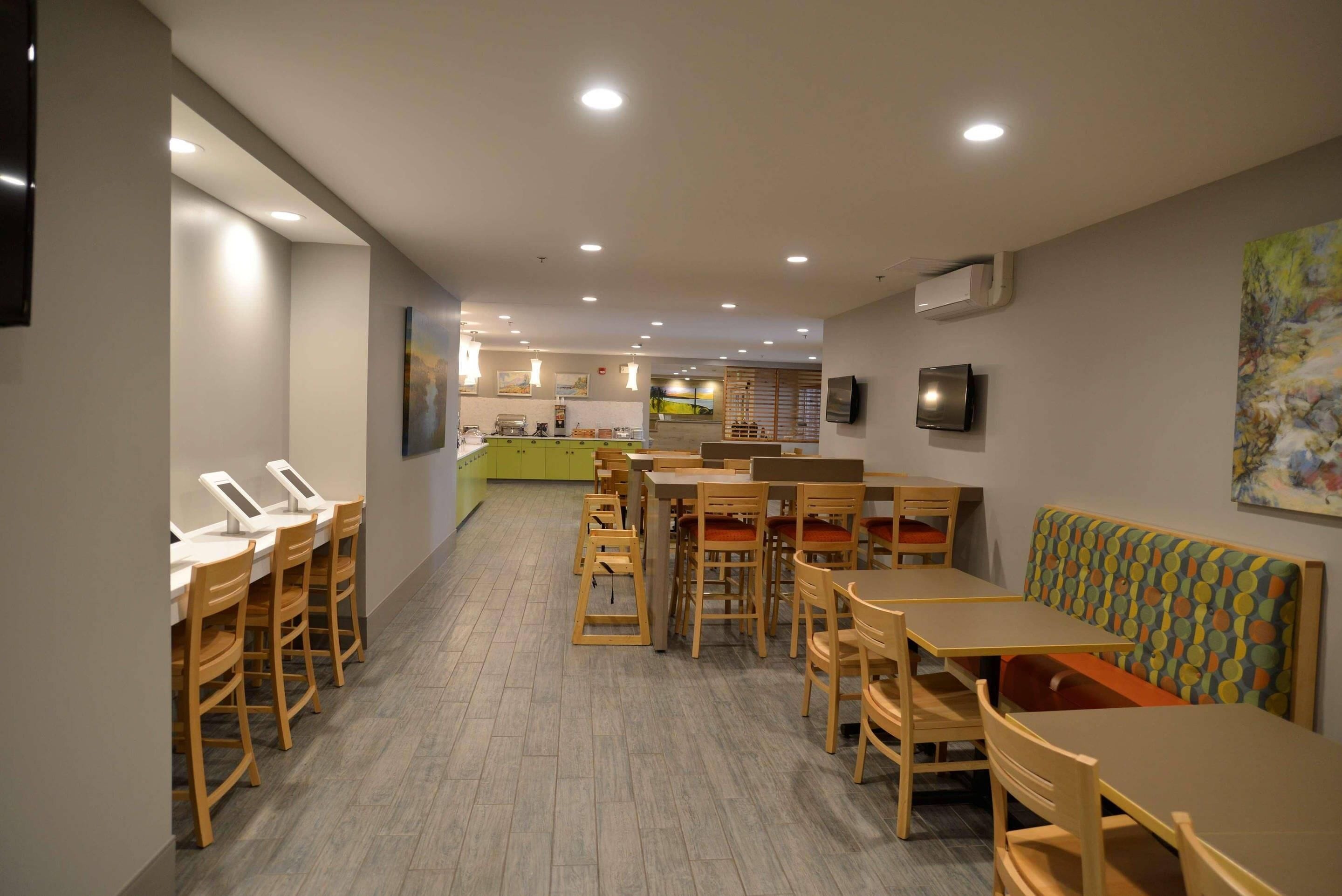 Free daily self-serve breakfast