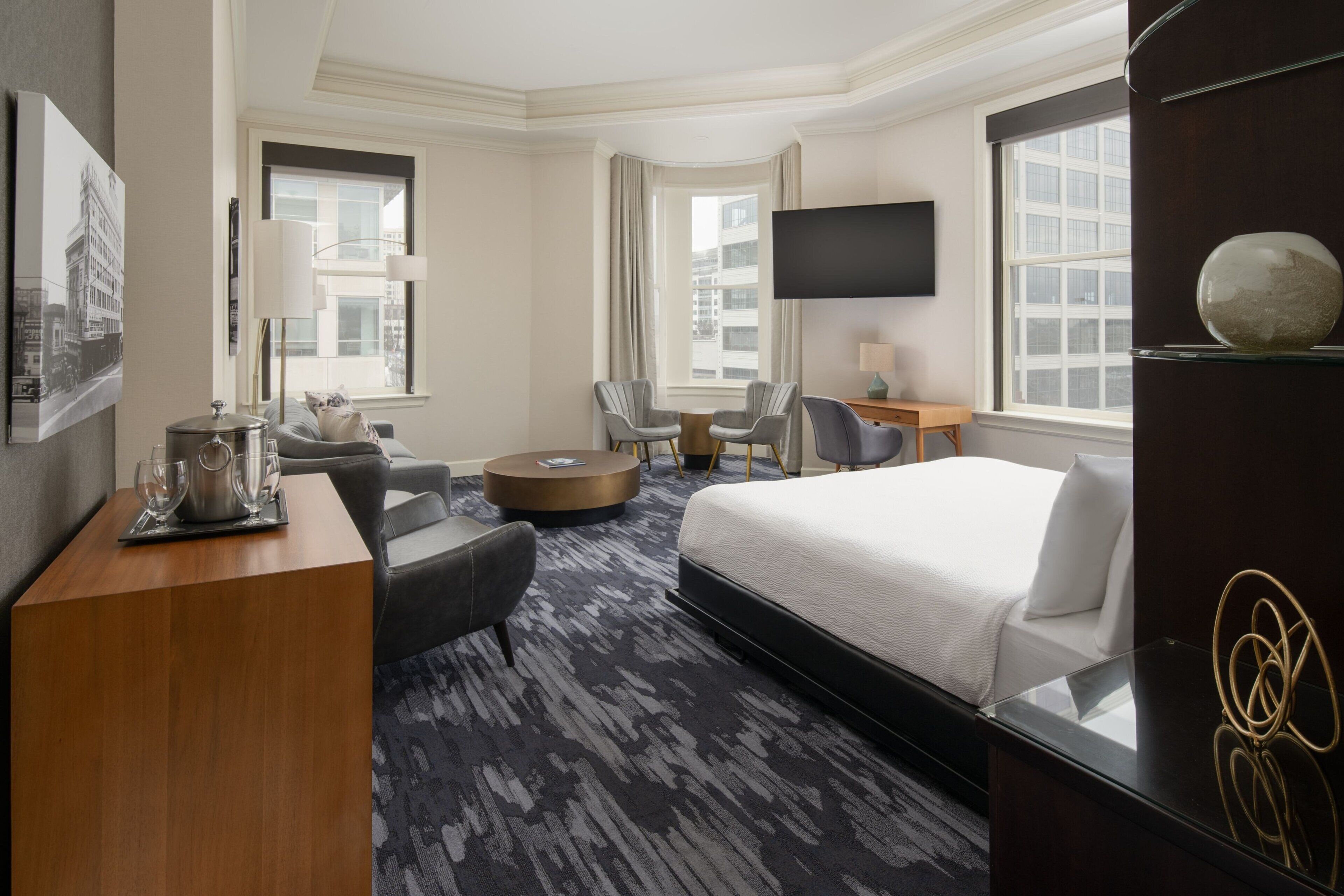 premium bedding, in-room safe, desk, blackout curtains