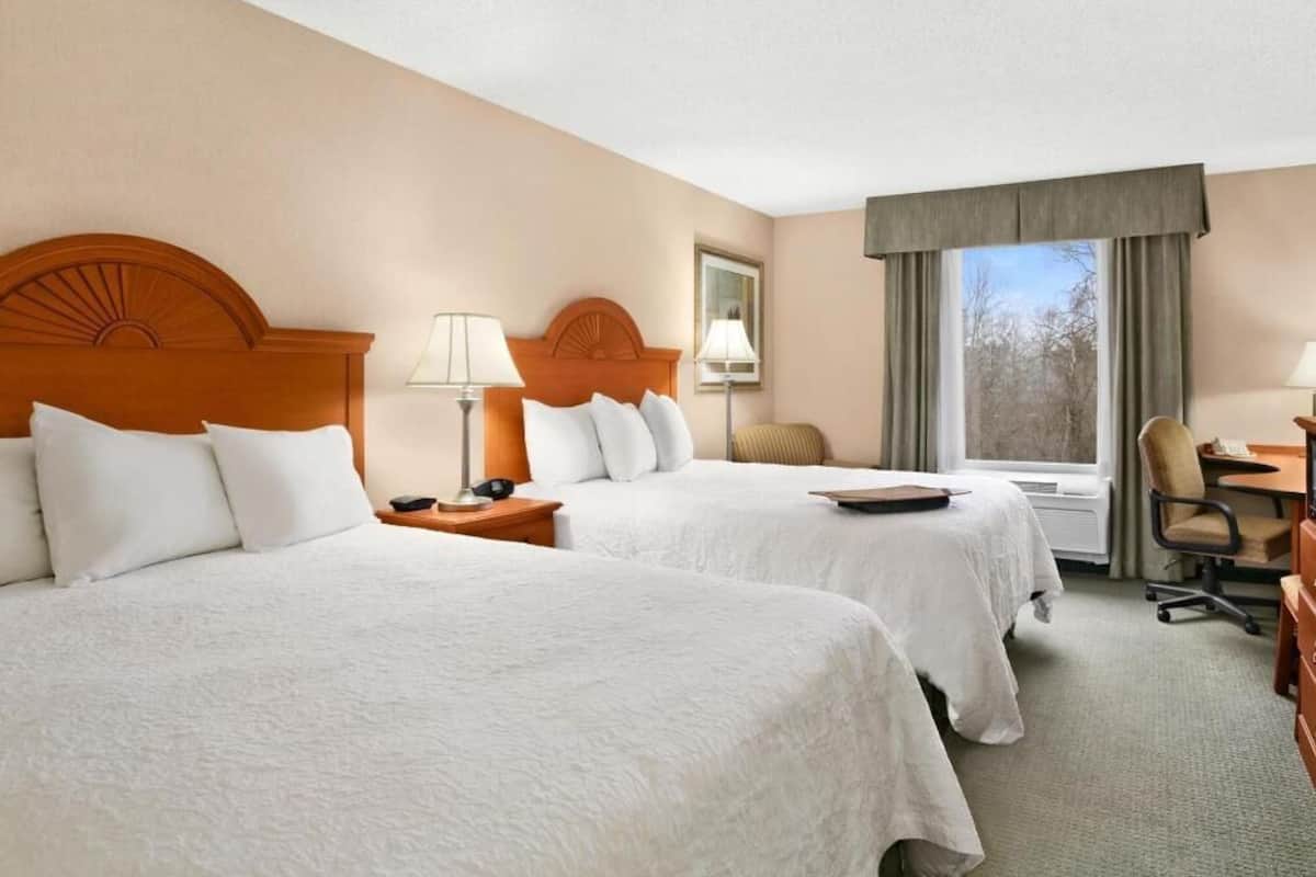 In-room safe, desk, iron/ironing board, free cots/infant beds