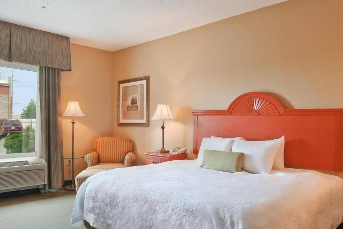 In-room safe, desk, iron/ironing board, free cots/infant beds