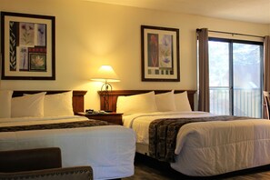 Deluxe Queen Room with Two Queen beds, Kitchen, Non Smoking