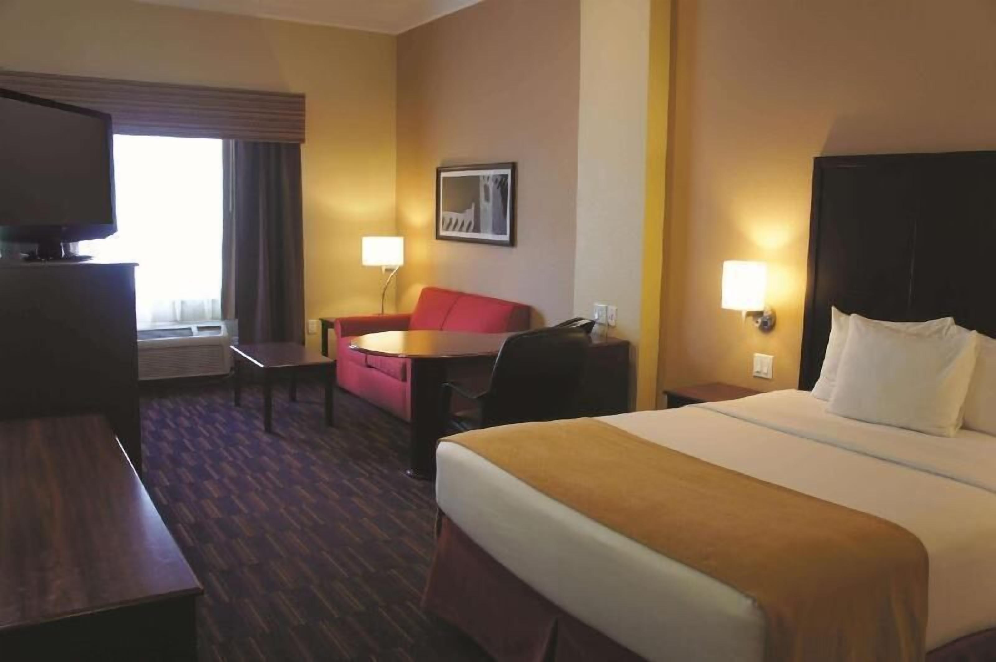 Couette en duvet, lit avec matelas à plateau-coussin, bureau