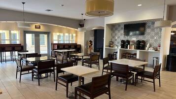 Dagelijks ontbijtbuffet inbegrepen