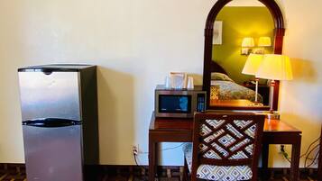 Soundproofing, iron/ironing board, free WiFi