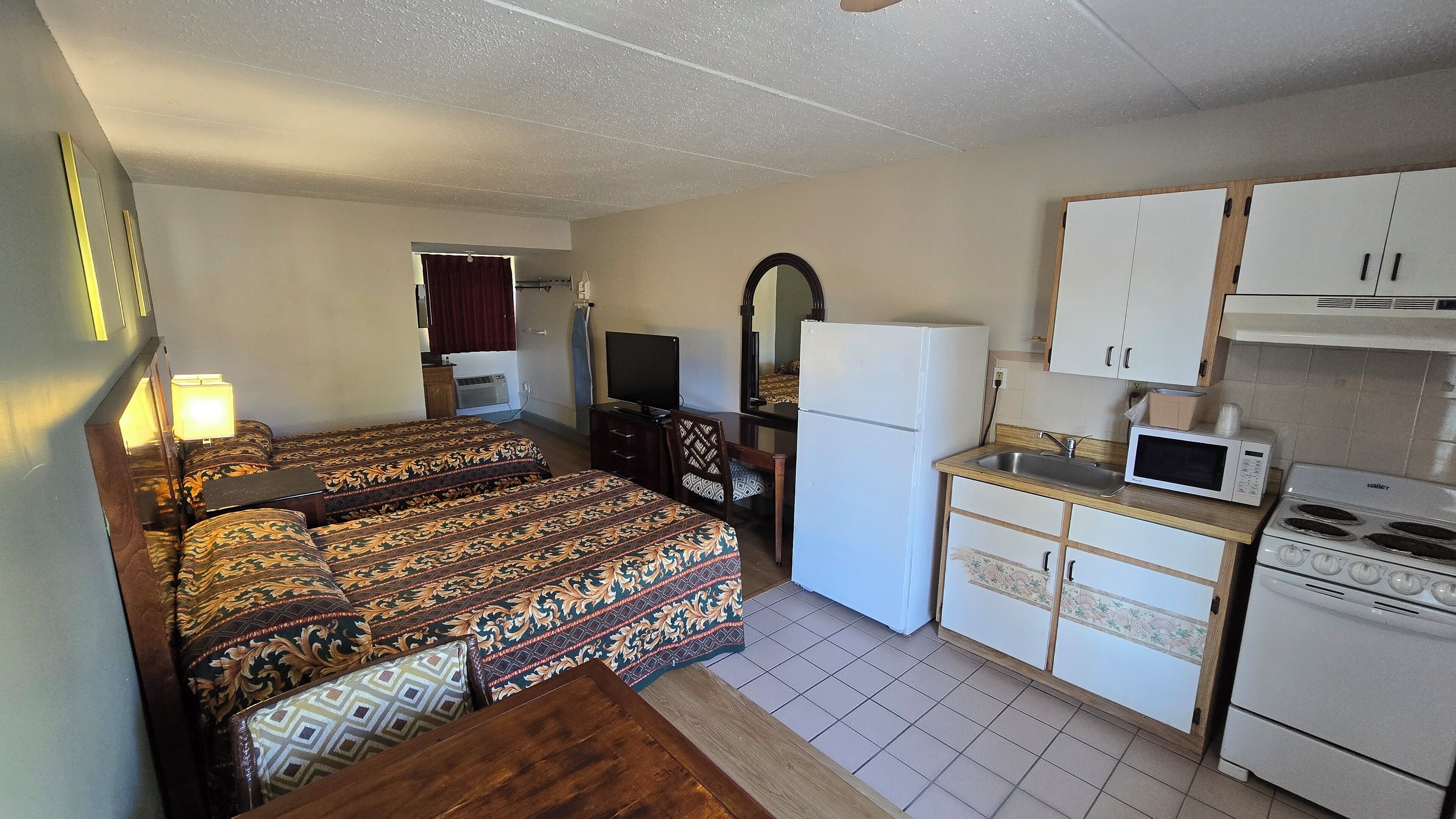 隔音、熨斗/熨衣板、免费 WiFi