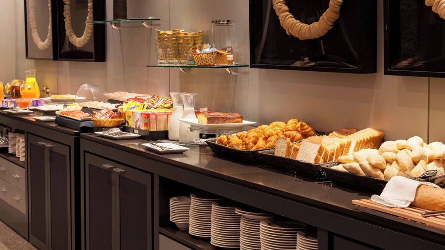 AC Hotel Gijón by Marriott