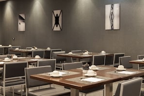 Daily buffet breakfast (EUR 15.40 per person)