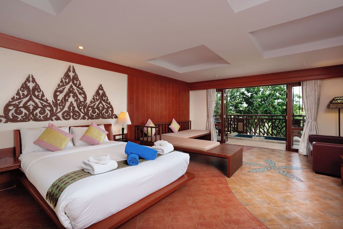 Deluxe Suite | Värdeförvaringsskåp på rummet, individuell inredning och skrivbord