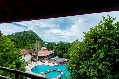 Anyavee Aonang Bay – Affordable hotel in Krabi