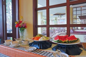 Breakfast and lunch served  - Anyavee Aonang Bay (Krabi)