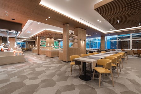 Free daily full breakfast. Rikli Balance Hotel - Sava Hotels & Resorts