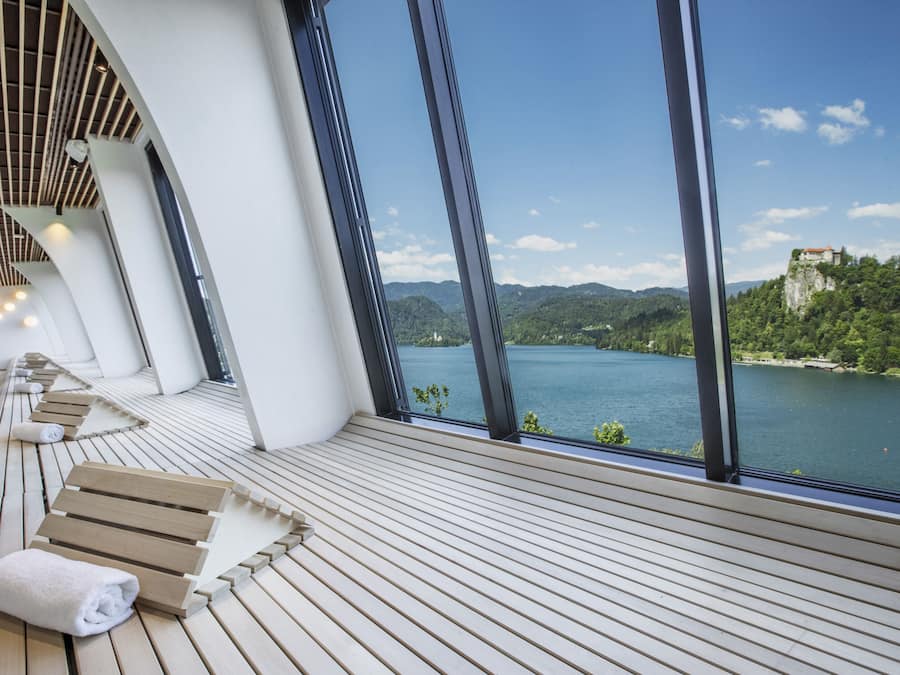 Sauna, Körperbehandlungen, Gesichtsbehandlungen, Maniküre und Pediküre