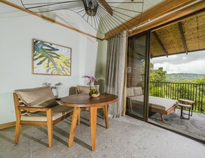 Rainforest King Bed | Teres/patio