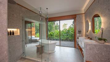 Rainforest King Bed | Accommodatievoorzieningen