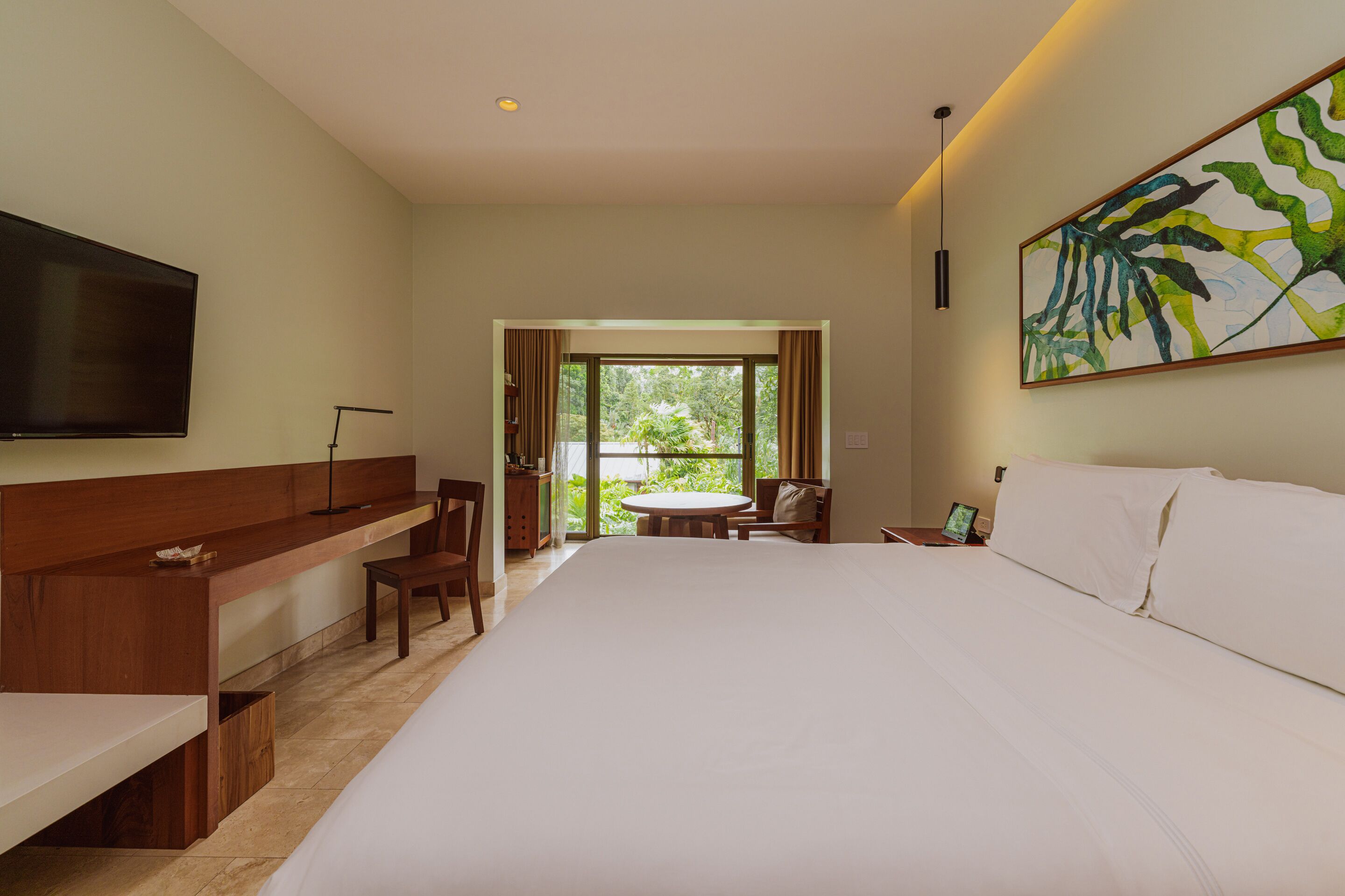 Orchid Room King Bed