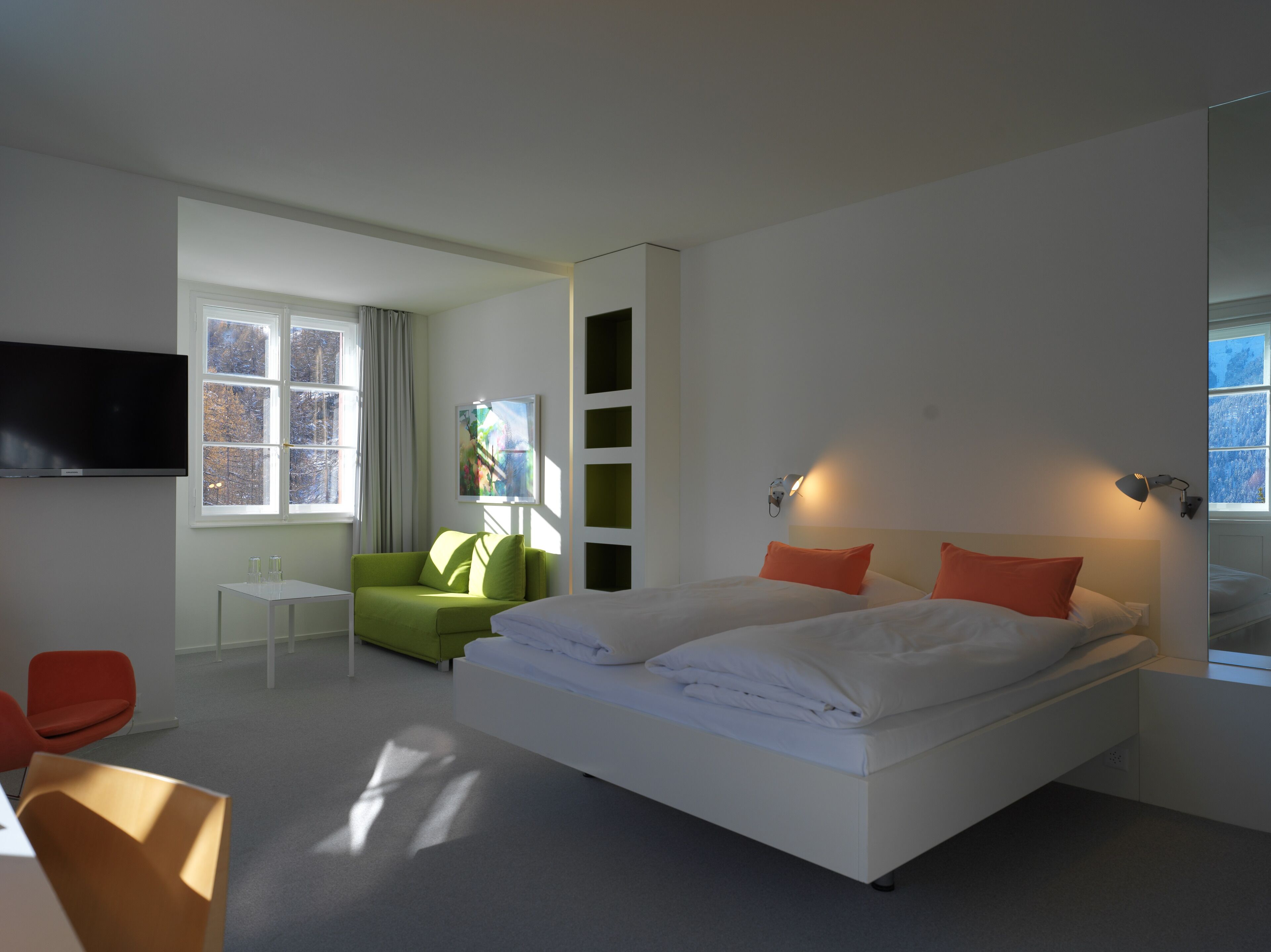 superior double room, corner | hypo-allergenic bedding, in-room safe, desk, free wifi