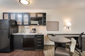 Desk, laptop workspace, blackout curtains, iron/ironing board - Candlewood Suites Washington Dulles Sterling by IHG (Sterling)