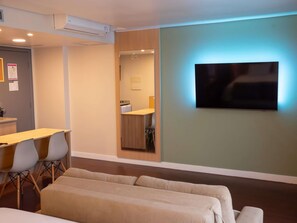 Privilege Room, 1 Double Bed and Sofa, Executive Floor | Minibar, in-room safe, desk, blackout curtains - Mercure Manaus Hotel (Manaus)