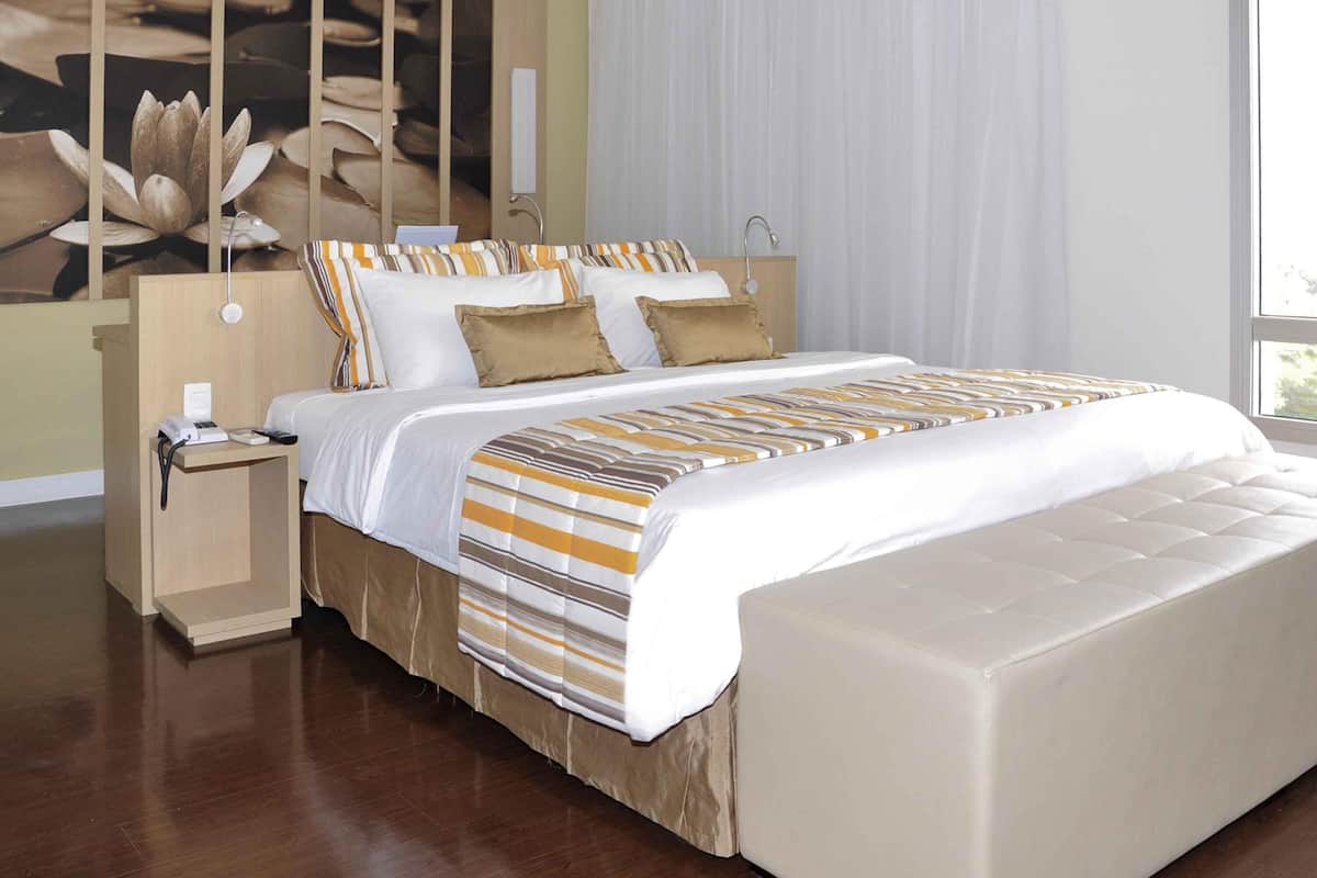 Superior Room, 1 Double Bed | Minibar, in-room safe, desk, blackout drapes