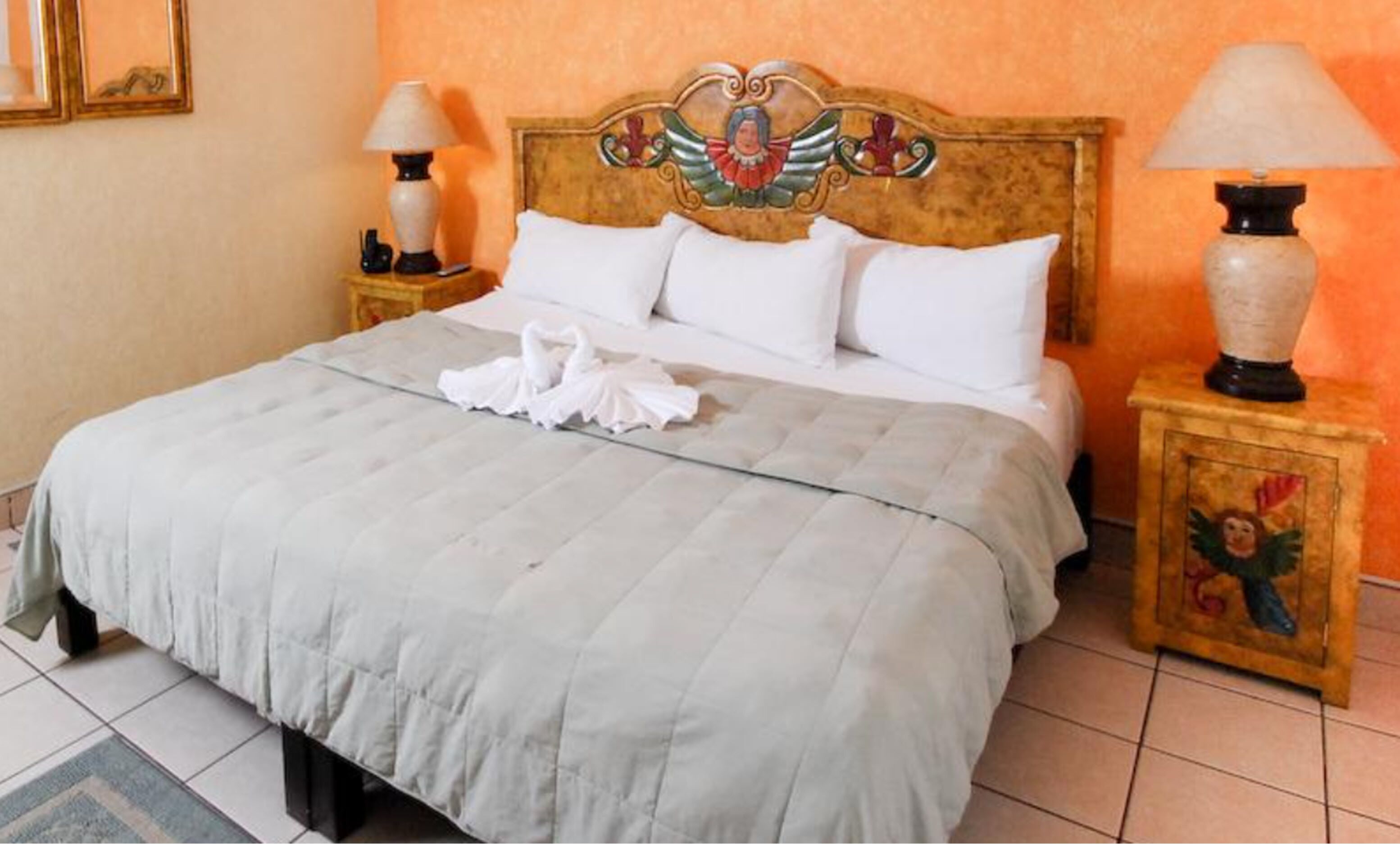 suite | 1 bedroom, in-room safe, desk, blackout curtains