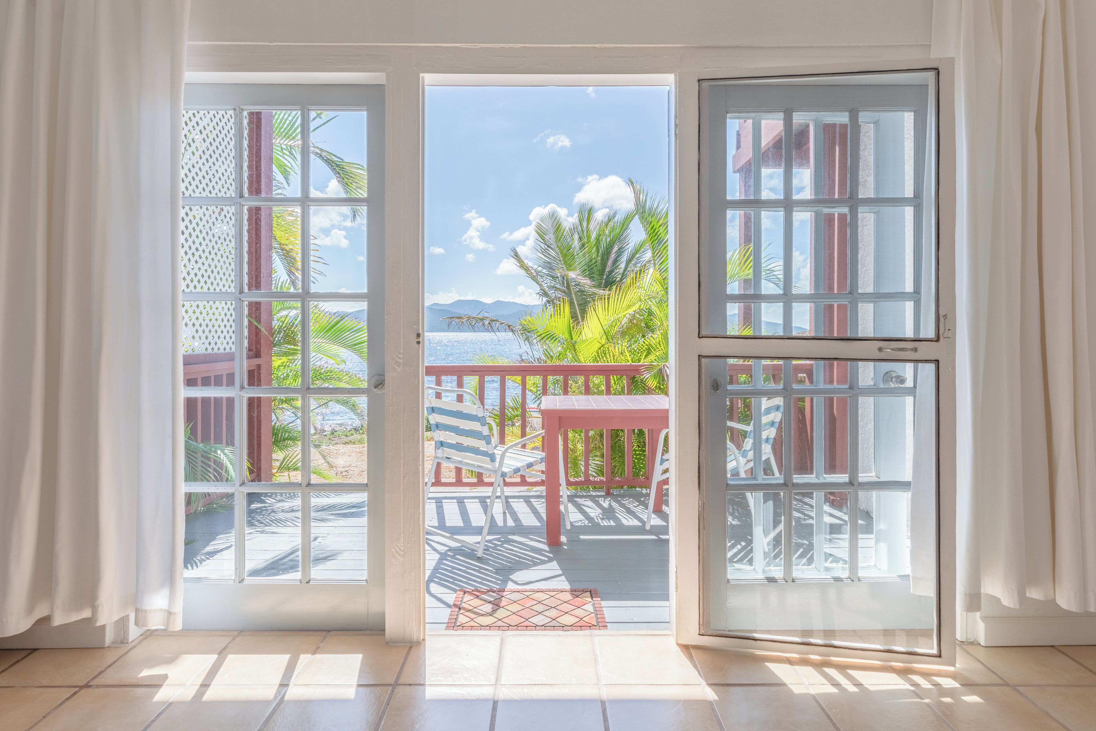 Standard Villa, 1 King Bed, Kitchenette, Ocean View | Beach/ocean view