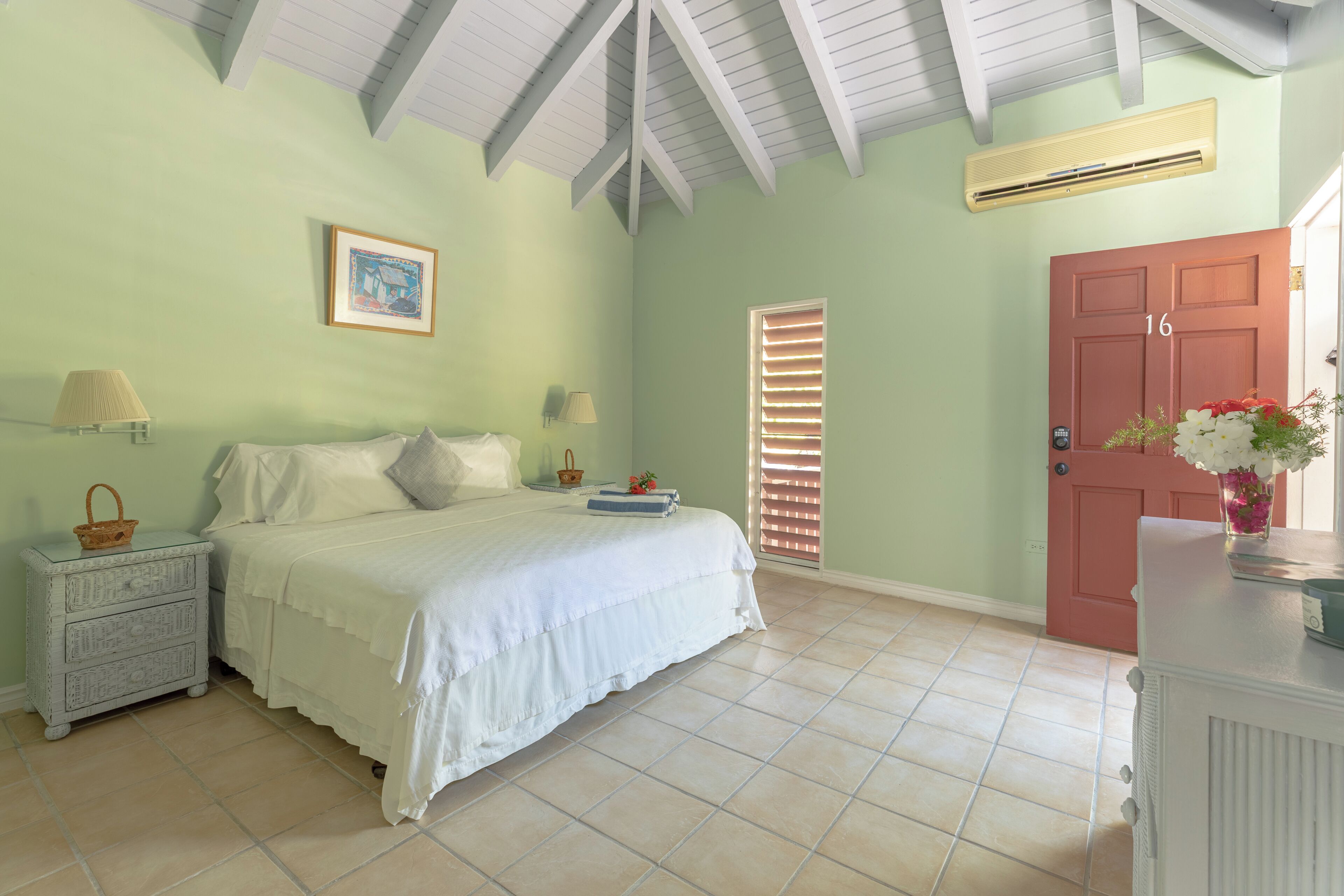 Egyptian cotton sheets, premium bedding, pillow-top beds