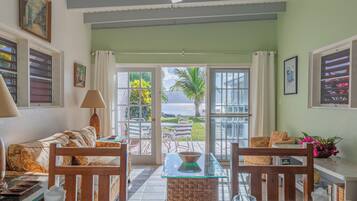 Deluxe Villa, 2 Bedrooms, Ocean View, Beachfront | Beach/ocean view