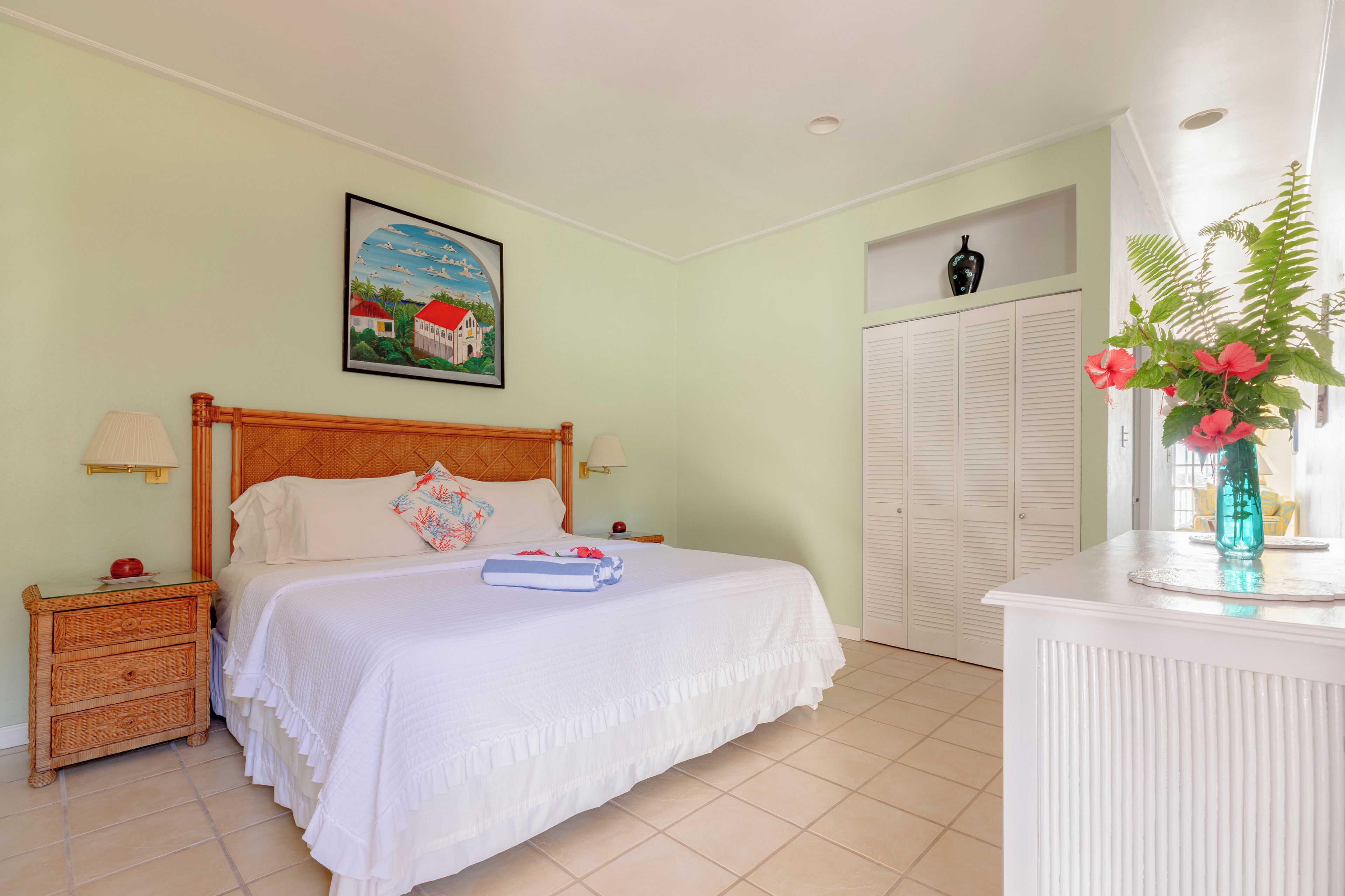 Signature Villa, 1 King Bed, Kitchen, Beachfront | Bathroom | Combined shower/tub, free toiletries, hair dryer, towels