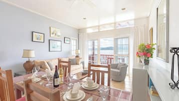 Signature Villa, 2 Bedrooms, Terrace, Oceanfront | Living area