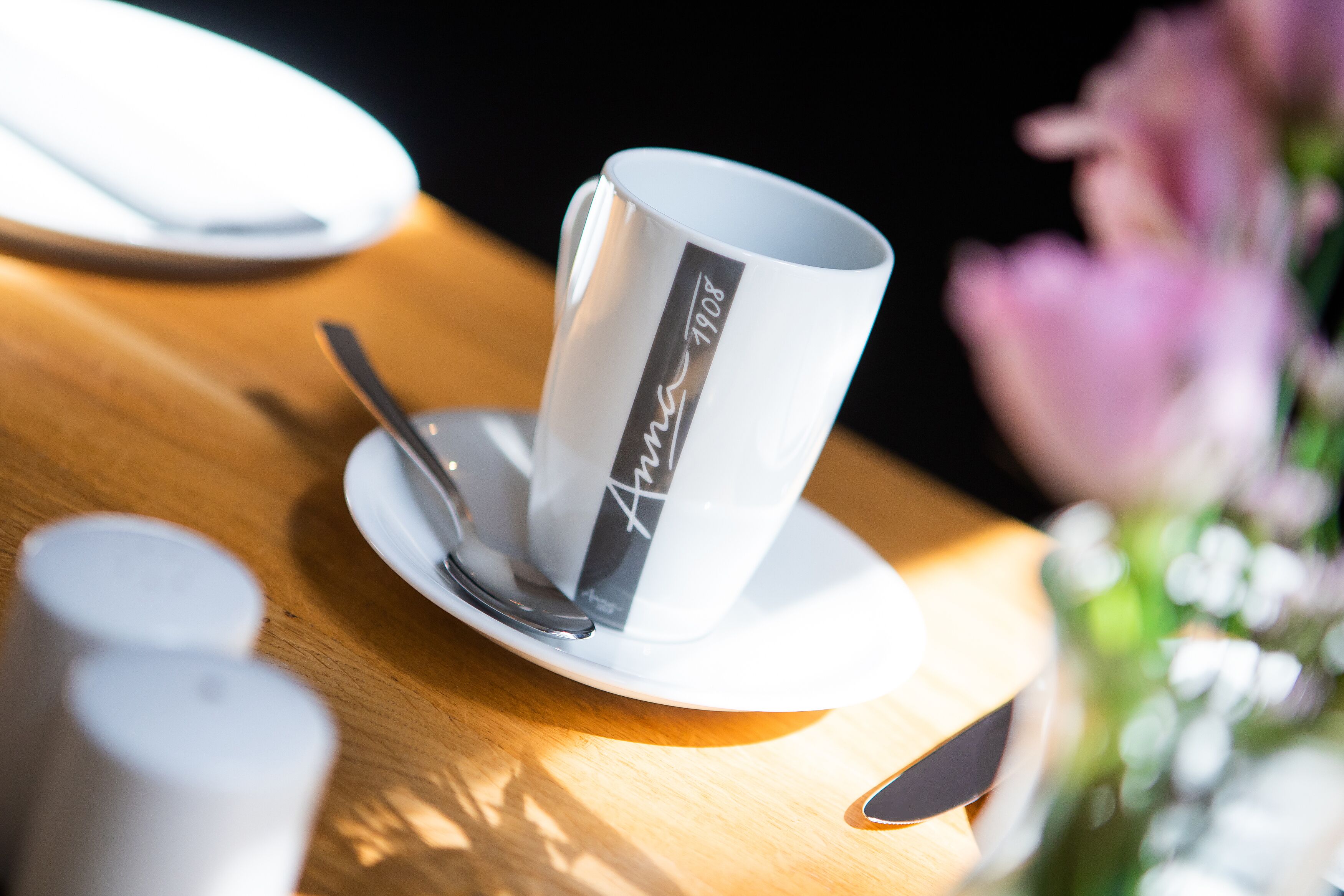 daily buffet breakfast (eur 21 per person)