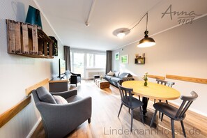 Leilighet | Sengetøy av topp kvalitet, safe på rommet og skrivebord