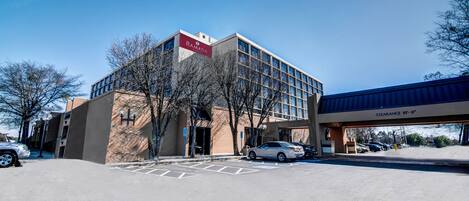 Fachada da propriedade