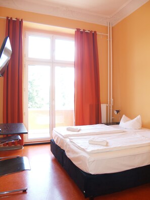 Tweepersoonskamer, privébadkamer | Extra bedden (toeslag), gratis wifi, beddengoed