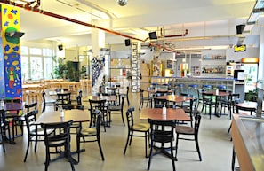 Bar (en la propiedad)