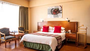 Standard Suite | 1 bedroom, hypo-allergenic bedding, in-room safe, desk