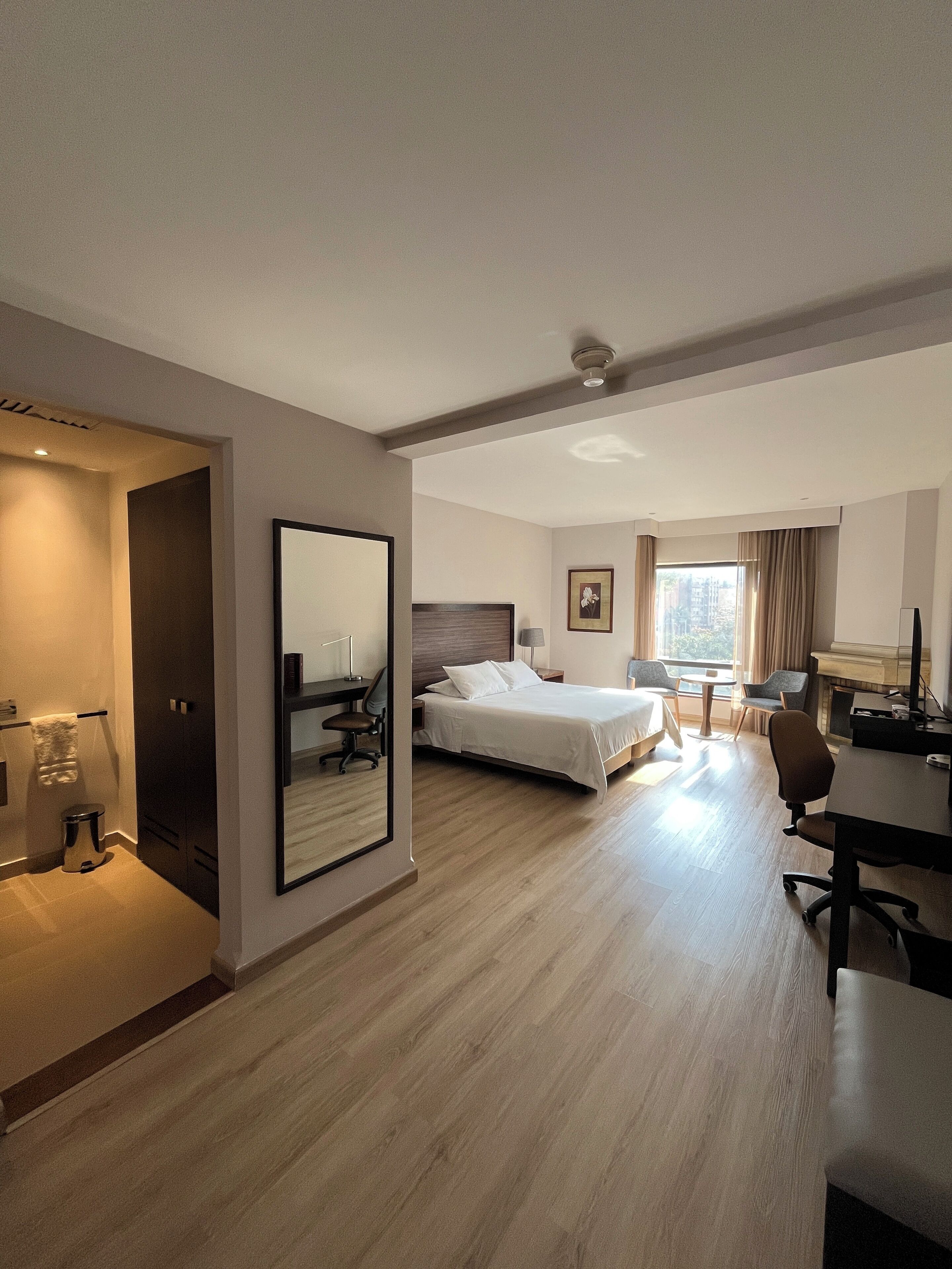 junior suite, 1 king bed with sofa bed | 1 bedroom, in-room safe, desk, blackout curtains