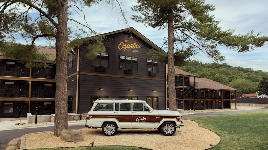 The Ozarker Lodge