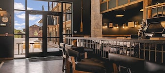 The Ozarker Lodge