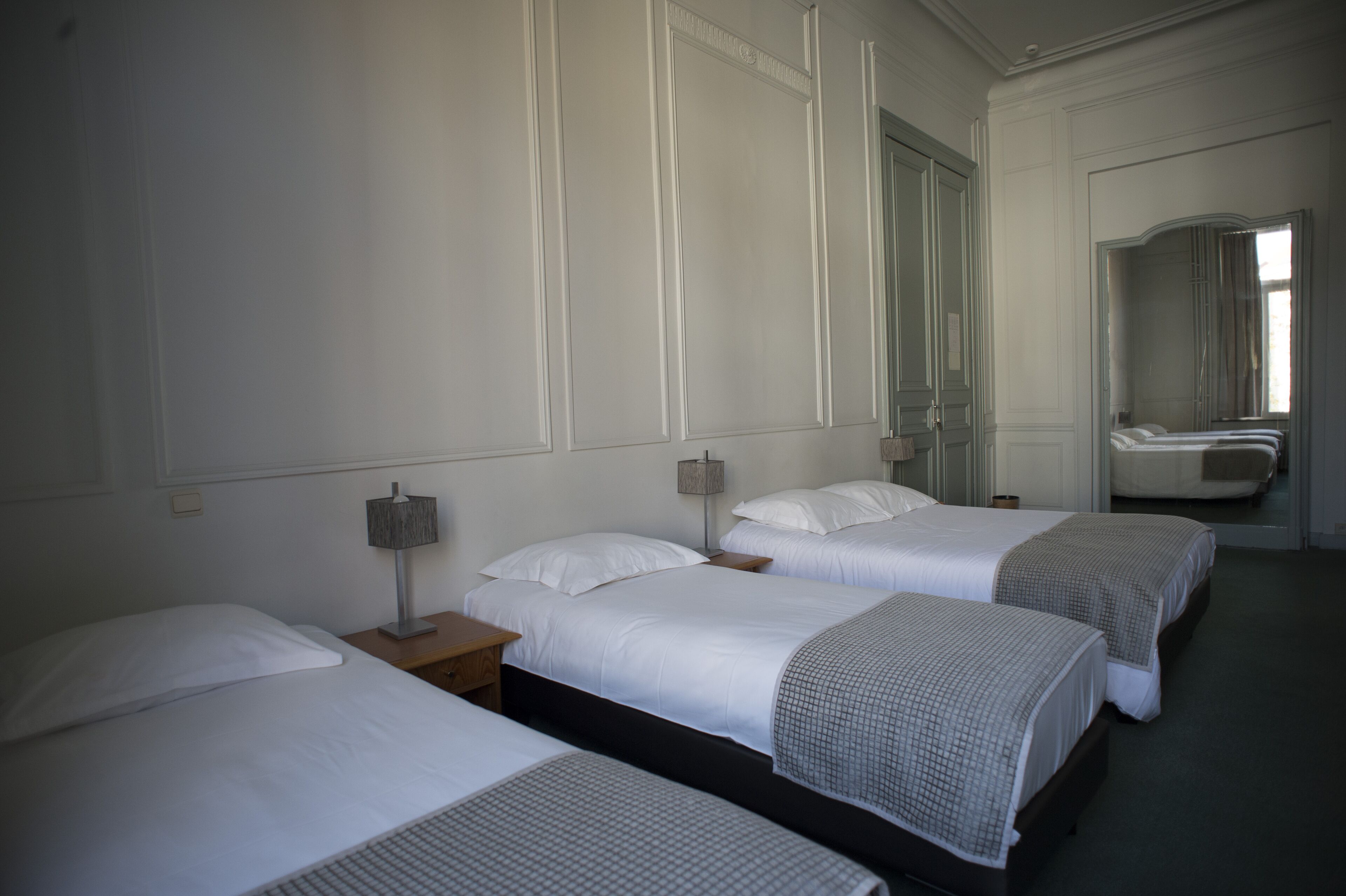 Photo - Hotel Du Congres