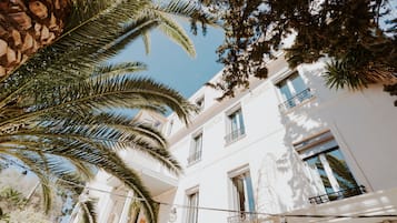 Facciata della struttura
