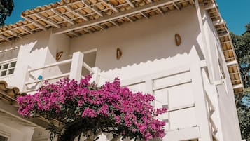 Quarto casal standard (Sem Varanda) | Frigobar, cofres nos quartos, escrivaninha, berços grátis
