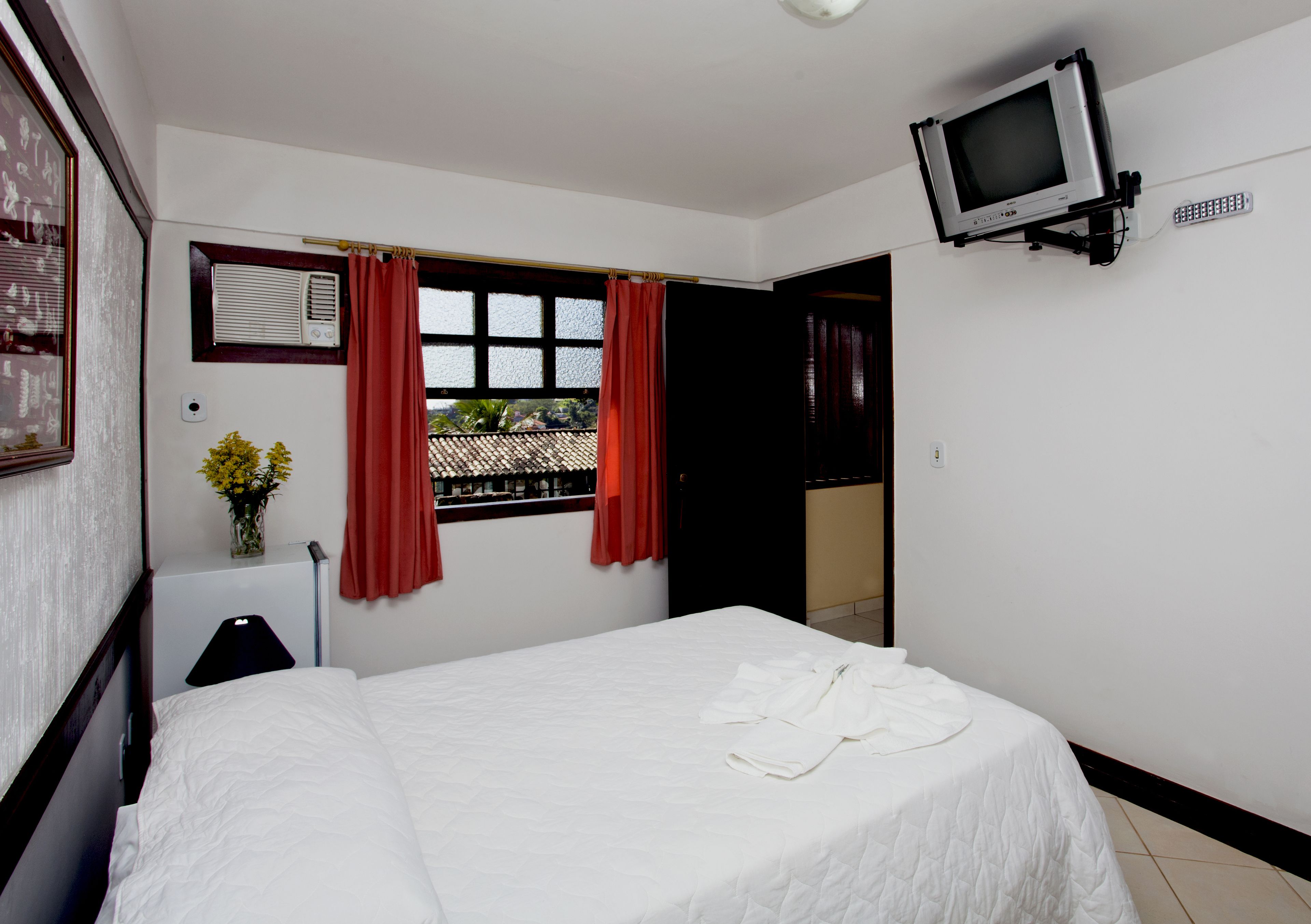 standard double room | minibar, in-room safe, blackout curtains, free wifi
